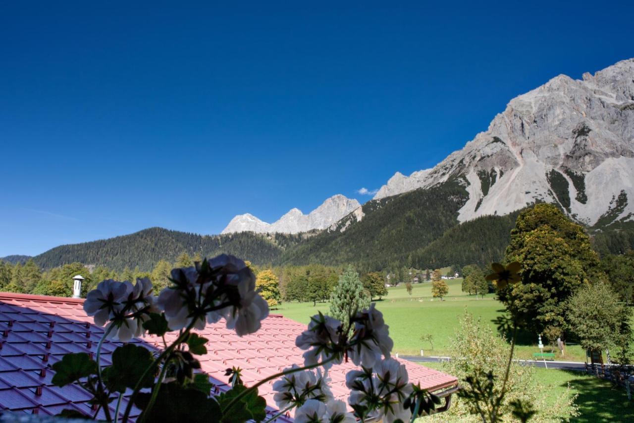 Ferienwohnung Alpenecho Ramsau am Dachstein Exterior photo